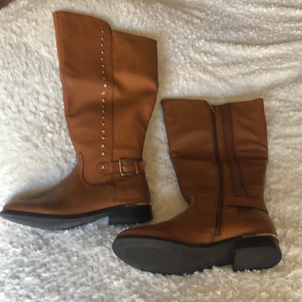 Women’s size 12 knee high boots